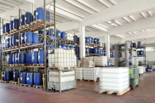 仓库货架帮助化工行业实现安全、高效、便捷生产